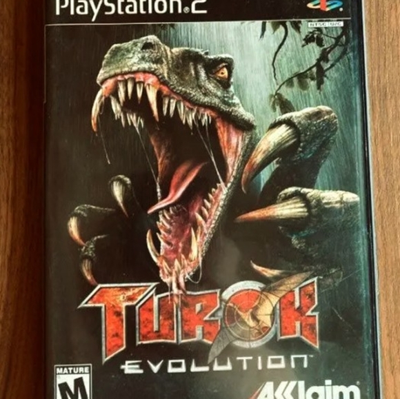 PS2 includes 2 remotes and 4 games - Picture 5 of 9